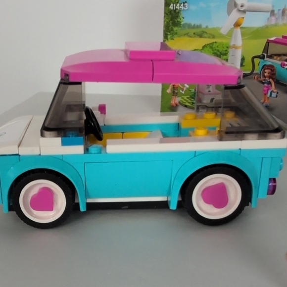 Lego Friends Lot of 2 Building Sets: 41443 and 41719 - Picture 3 of 9